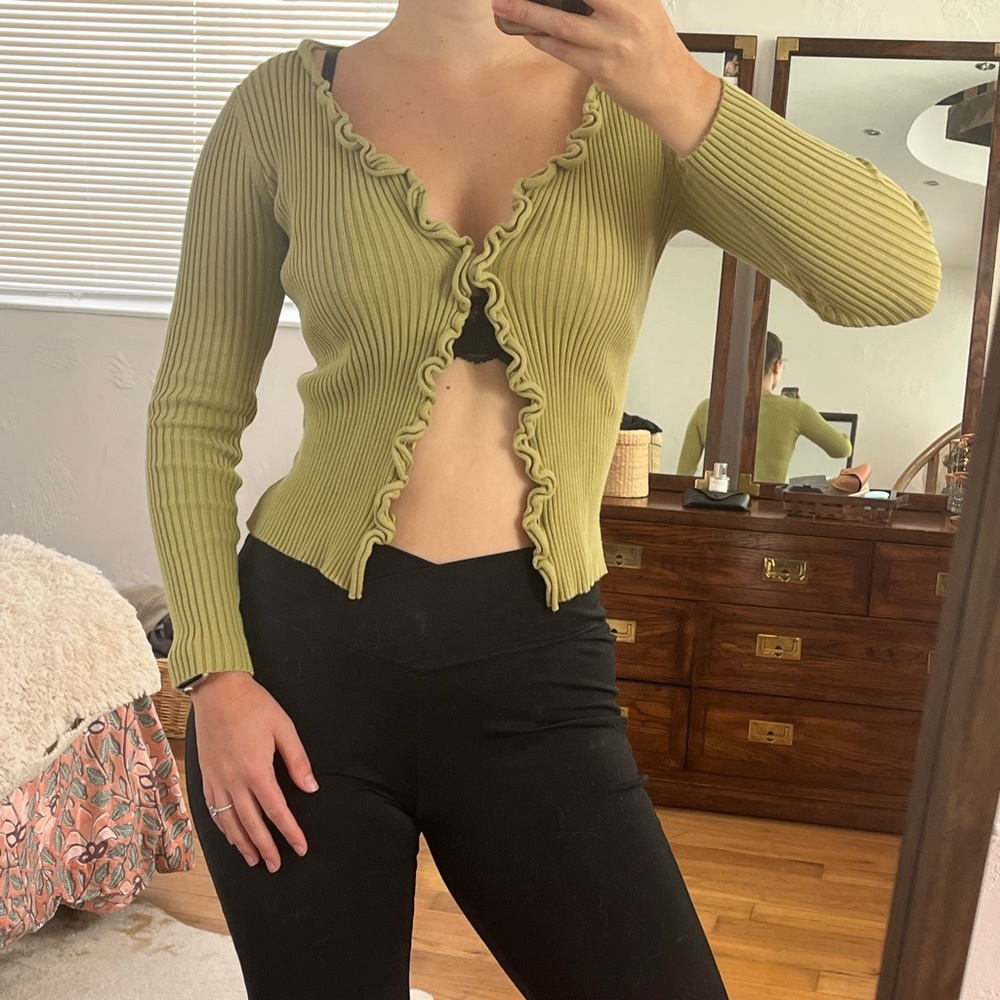 Green find me now flirty sweater